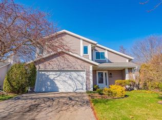 6302 Hartford Dr, Madison, WI 53719