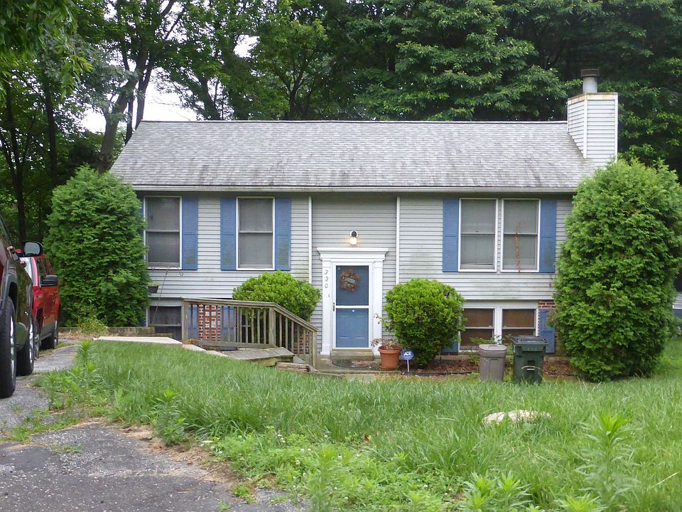 2nd image of 330 Jennifer Dr