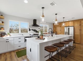 539 N Stewart St, Jacksboro, TX 76458