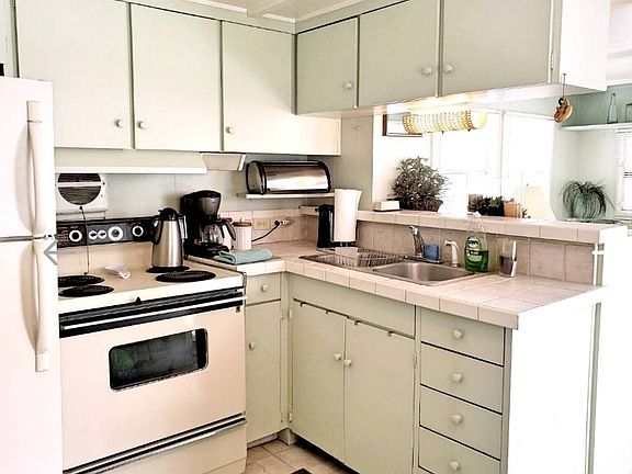 5th image of 255 Tamiami Trl N Lot 87