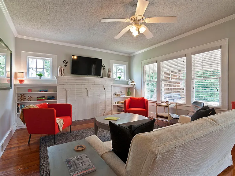 1111 W Mississippi Ave #B — Photo 5