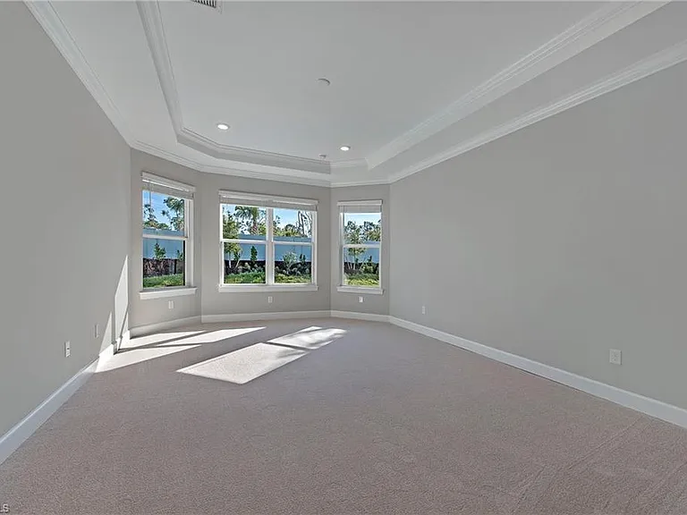 17471 Caravita Ln — Photo 16