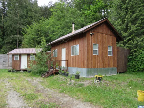 23 Spotted Owl Ln, Sequim, WA 98382