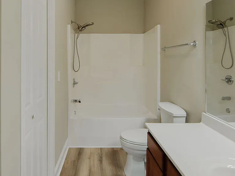 106 Hardinberry St — Photo 8