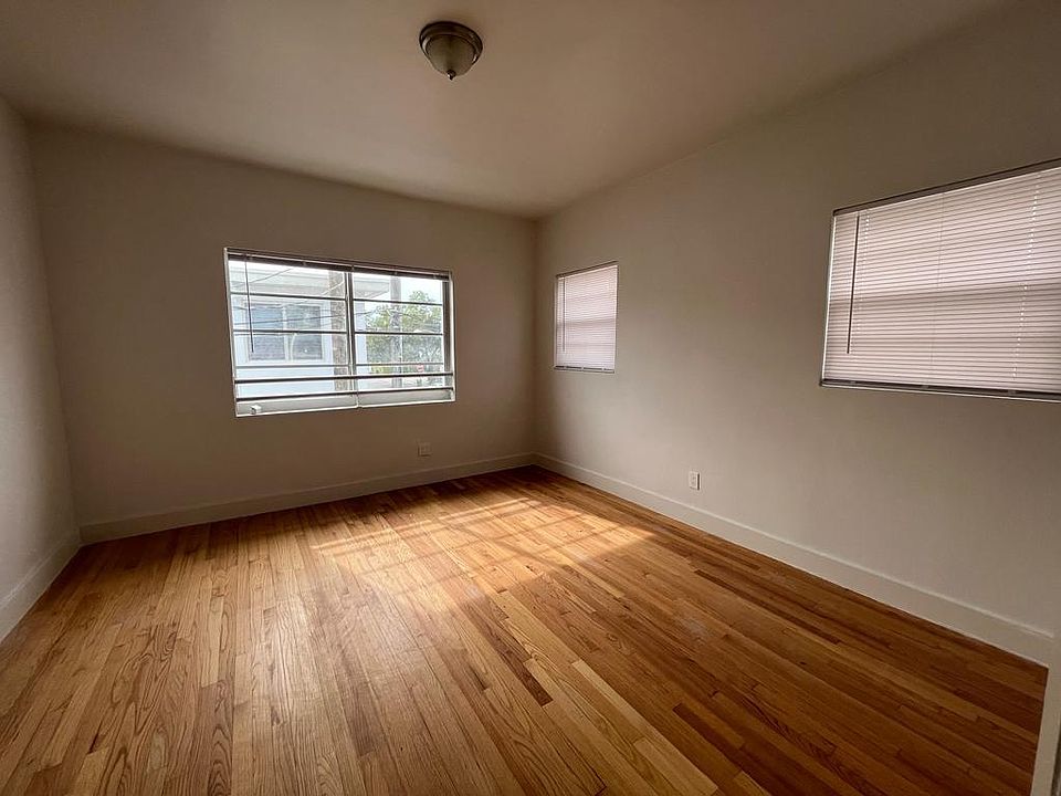 1st image of 860 Meridian Ave #10