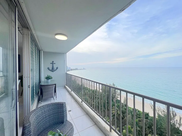 4745 Avenue Isla Verde — Photo 21