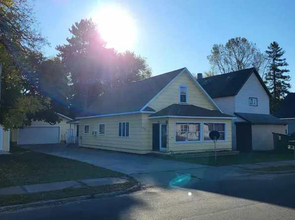 509 S Steel St, Ontonagon, MI 49953