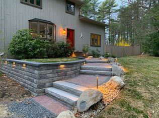 9 Bradford Rd, Plympton, MA 02367