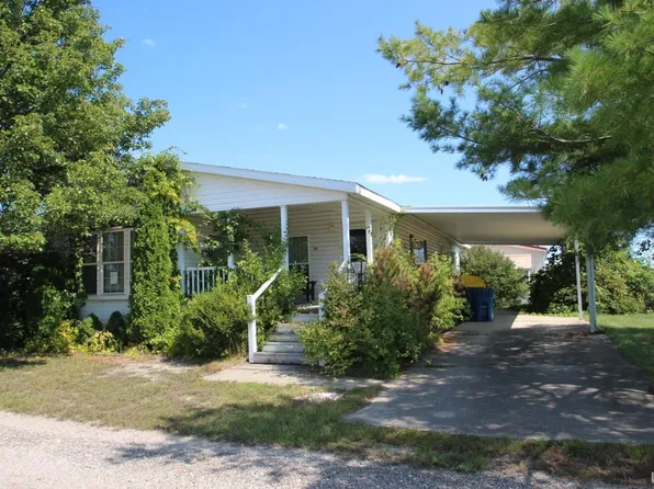 2810 Briarwood Ave, Plymouth, IN 46563