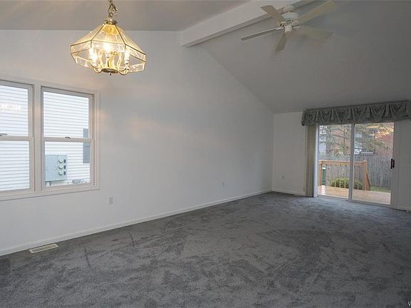 4th image of 12 Union Pl