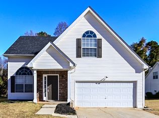 1438 Pebble Ridge Ln, Hampton, GA 30228