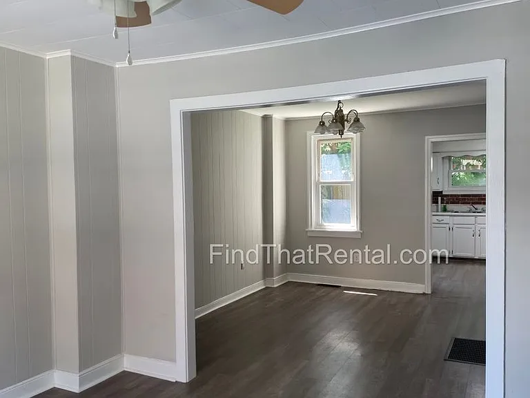 136 W Church Ave — Photo 25