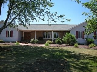 2nd image of 116 Parkway Dr
