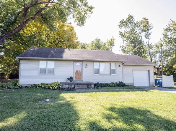 825 E 111th St, Indianapolis, IN 46280