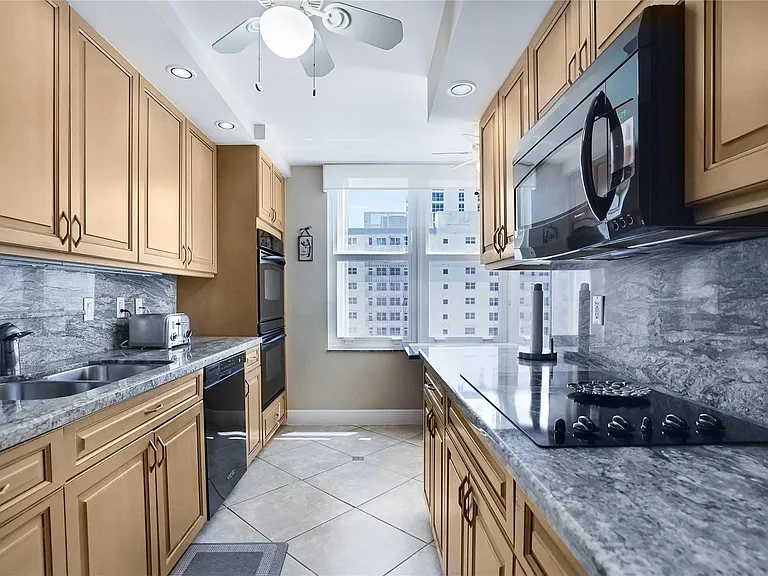 4280 Galt Ocean Dr #11J — Photo 21