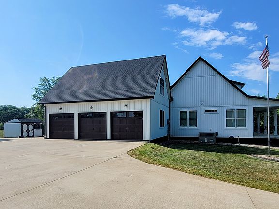 4th image of 2947 Ellis Rd