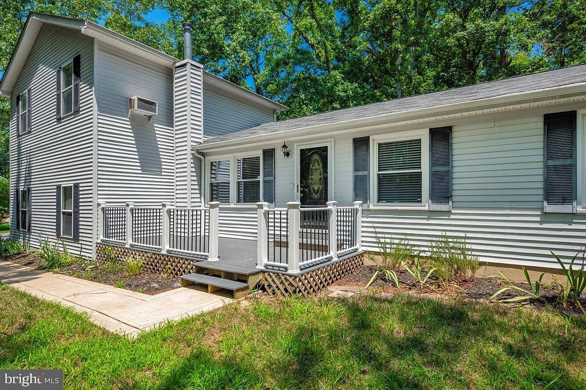 Building Photo - 12284 Bandera Ln