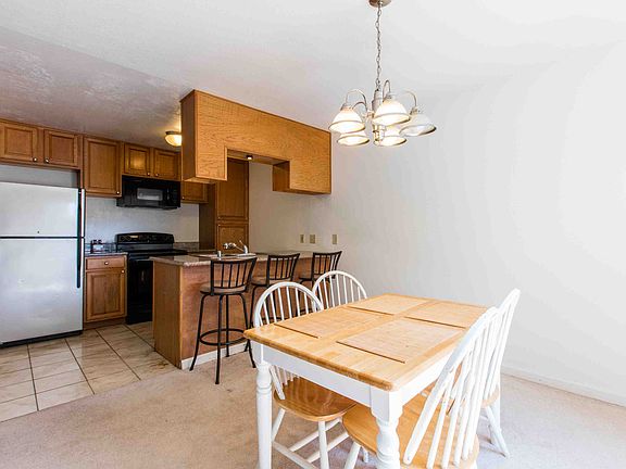2nd image of 296 Tradewinds Dr APT 8