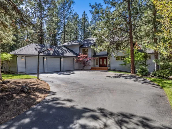 2999 Three Sisters Dr, Bend, OR 97703
