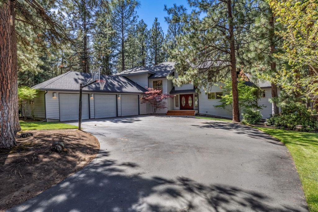2999 Three Sisters Dr, Bend, OR, Bend
