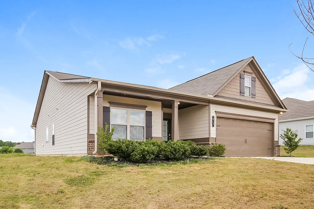 3 bed, 2.0 bath, 1662 sqft, $1,955 — Photo 3