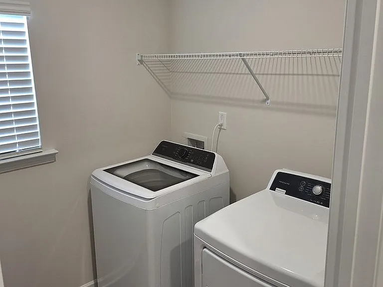 725 Gatestone Ln — Photo 35