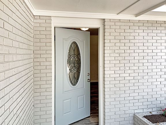 5th image of 5655 Bluefield Dr