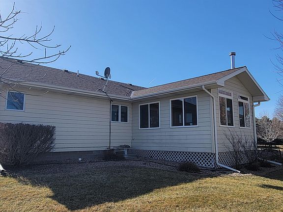 3rd image of 8515 Hackamore Dr