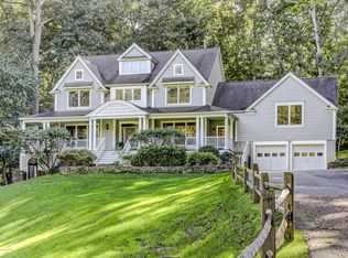 218 Red Hill Rd, Middletown, NJ 07748