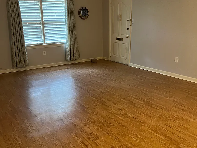 4900 Claycut Rd #26 — Photo 5