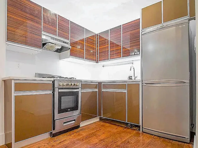 1074 Bergen St #4B — Photo 10