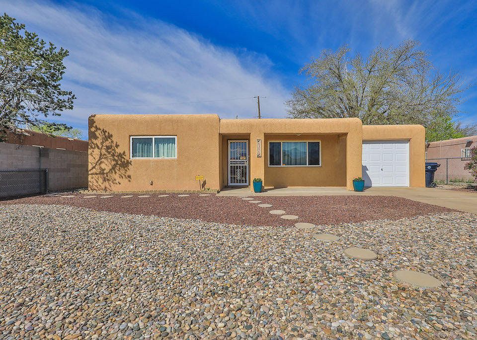 1st image of 5305 Grande Dr NW