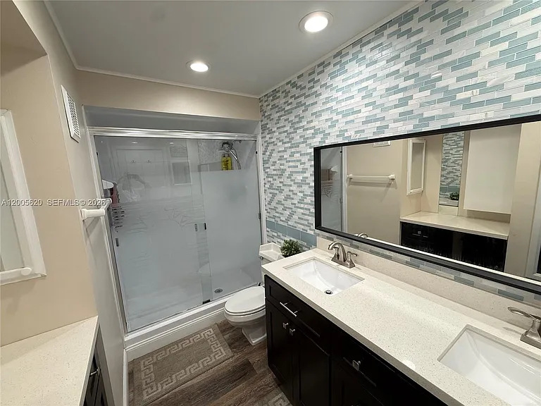 230 Lakeview Dr #307 — Photo 26