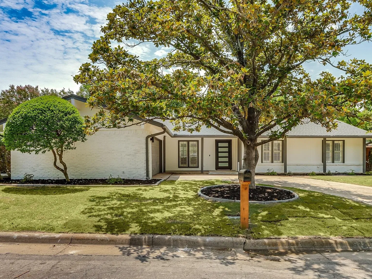 3 bed, 1792 sqft, $4,650 — Photo 1