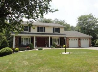 230 Tall Timber Dr, Johnstown, PA 15904