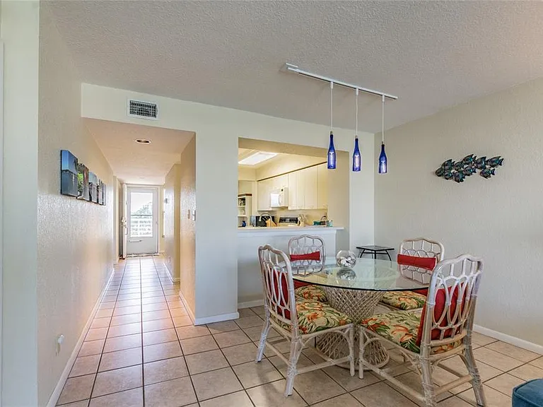 5901 Bahia Del Mar Cir #518 — Photo 8
