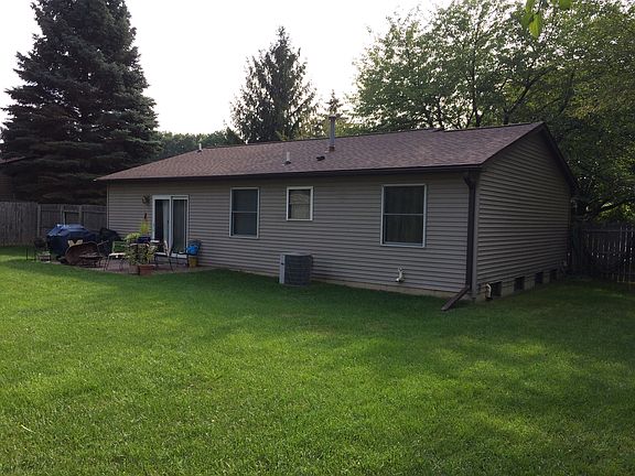 2nd image of 5217 Crestwood Dr