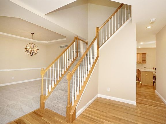 4th image of 6637 Eagle Creek Dr