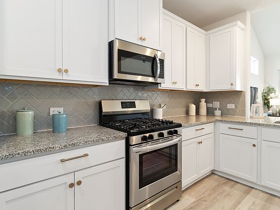 Hunters Ranch Model - Polk - Kitchen