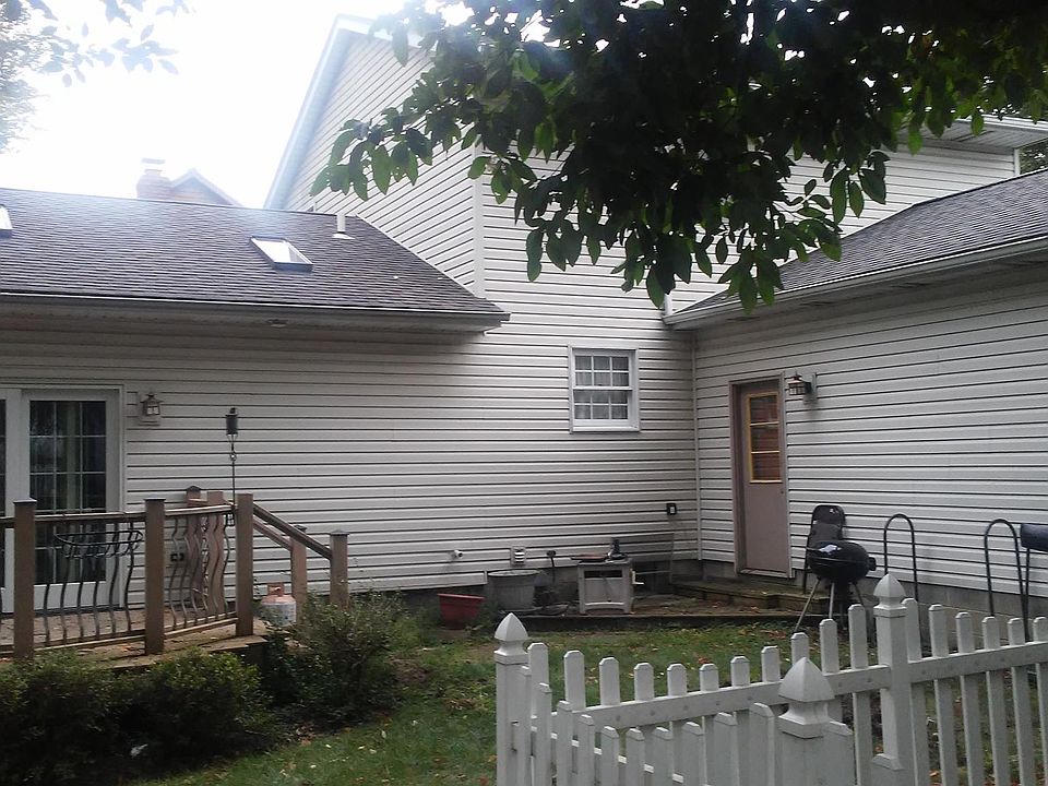 1st image of 5896 Marine Pkwy #House