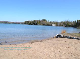 06865 Walloon Hills Dr, Boyne City, MI 49712