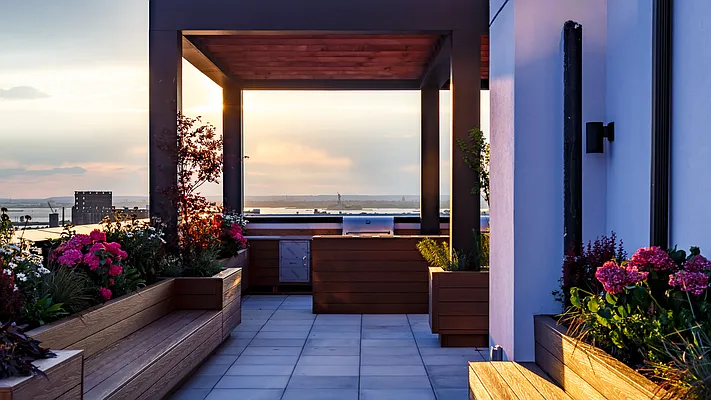 Rented by Nooklyn NYC LLC | media 4