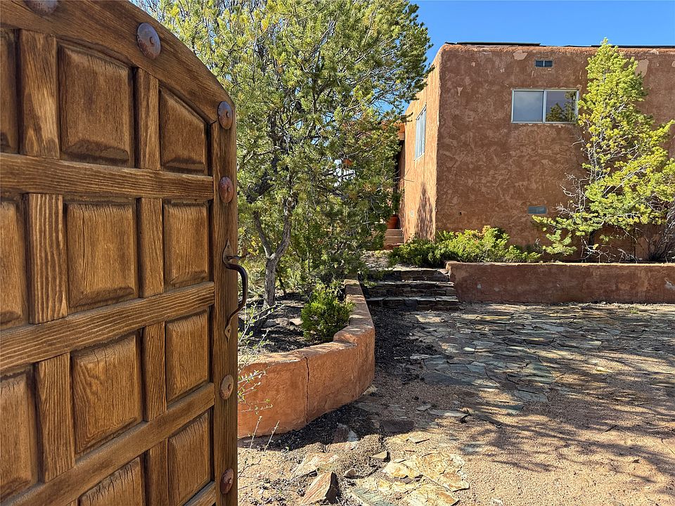 1st image of 1092 Mansion Ridge Rd