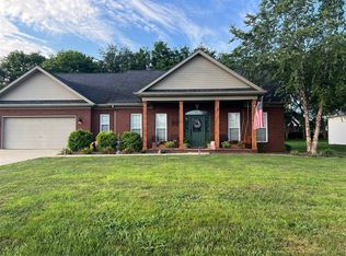 313 Monarchos Ln, Bowling Green, KY 42104