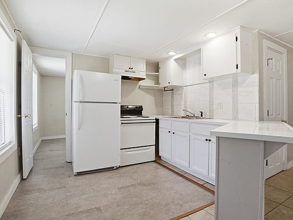 4th image of 329 Gauthier Rd