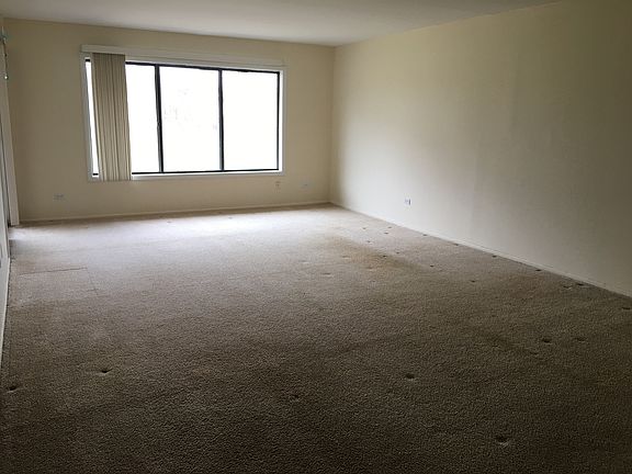 3rd image of 1025 N Sterling Ave APT 217