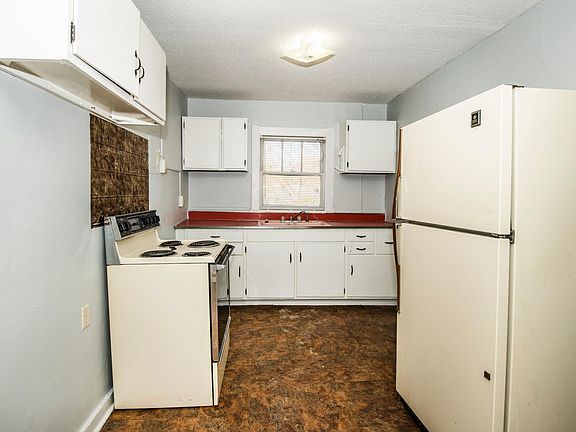 4th image of 706 Chickamauga Ave APT 11
