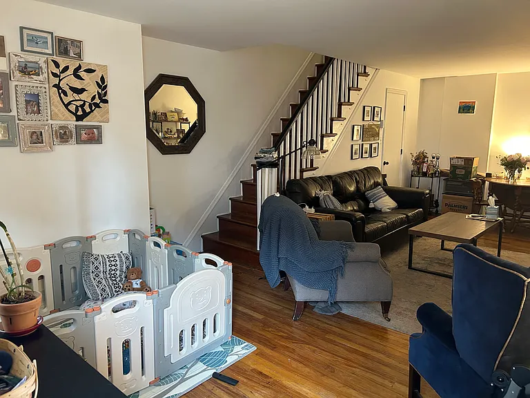 2143 E Sergeant St — Photo 1