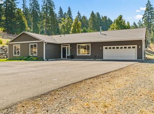 2187 E Madison Ave, Cottage Grove, OR 97424