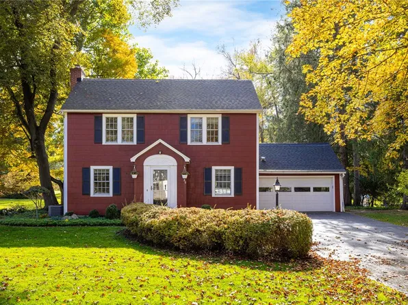80 Brook Rd, Pittsford, NY 14534
